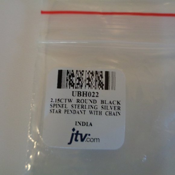Black Spinel Sterling Silver Star Pendant w/Chain NIB - Picture 8 of 12